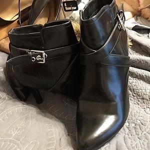 Dressbarn new black stiletto booties